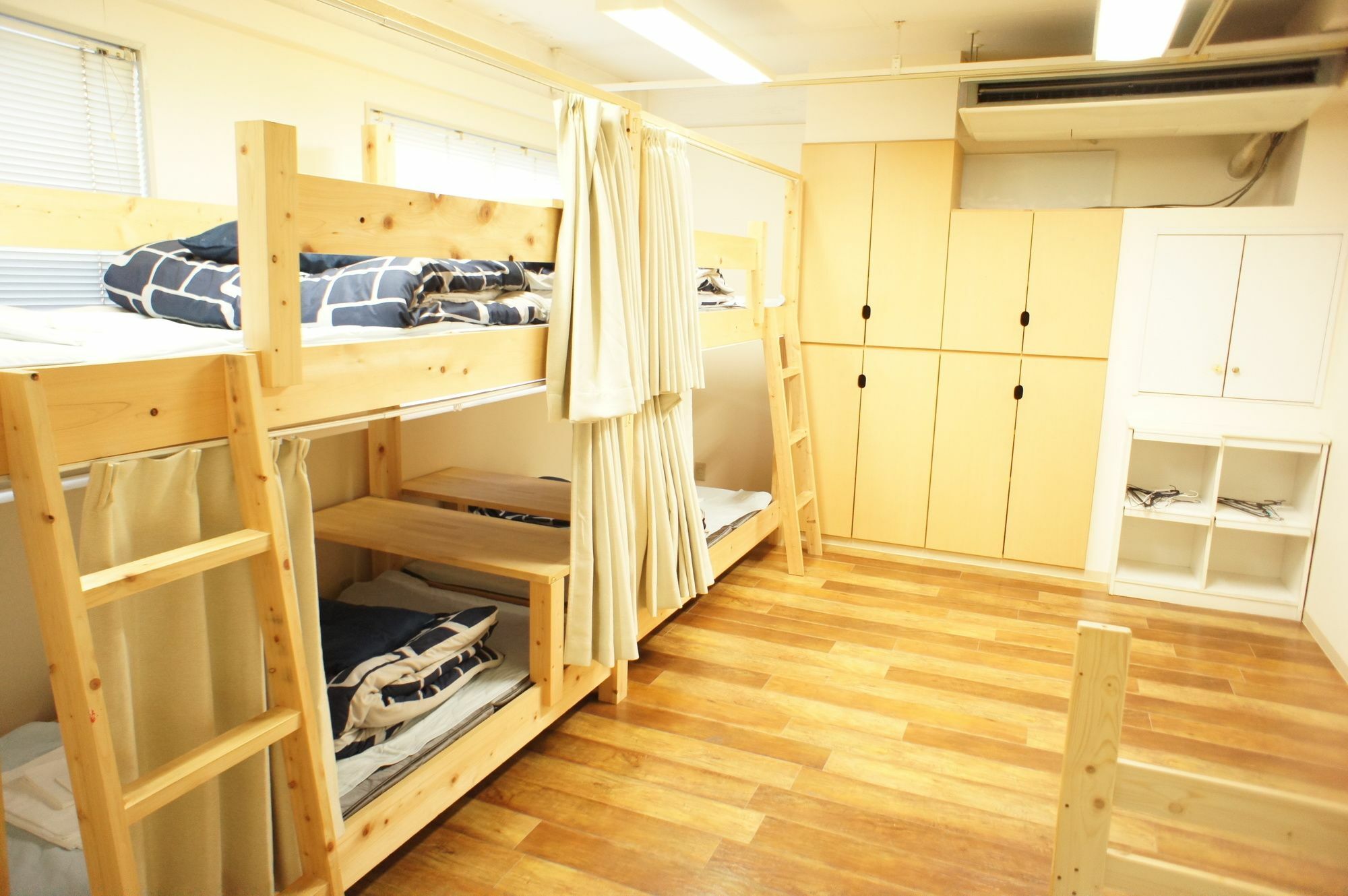 Guesthouse Sun Osaka Exterior photo